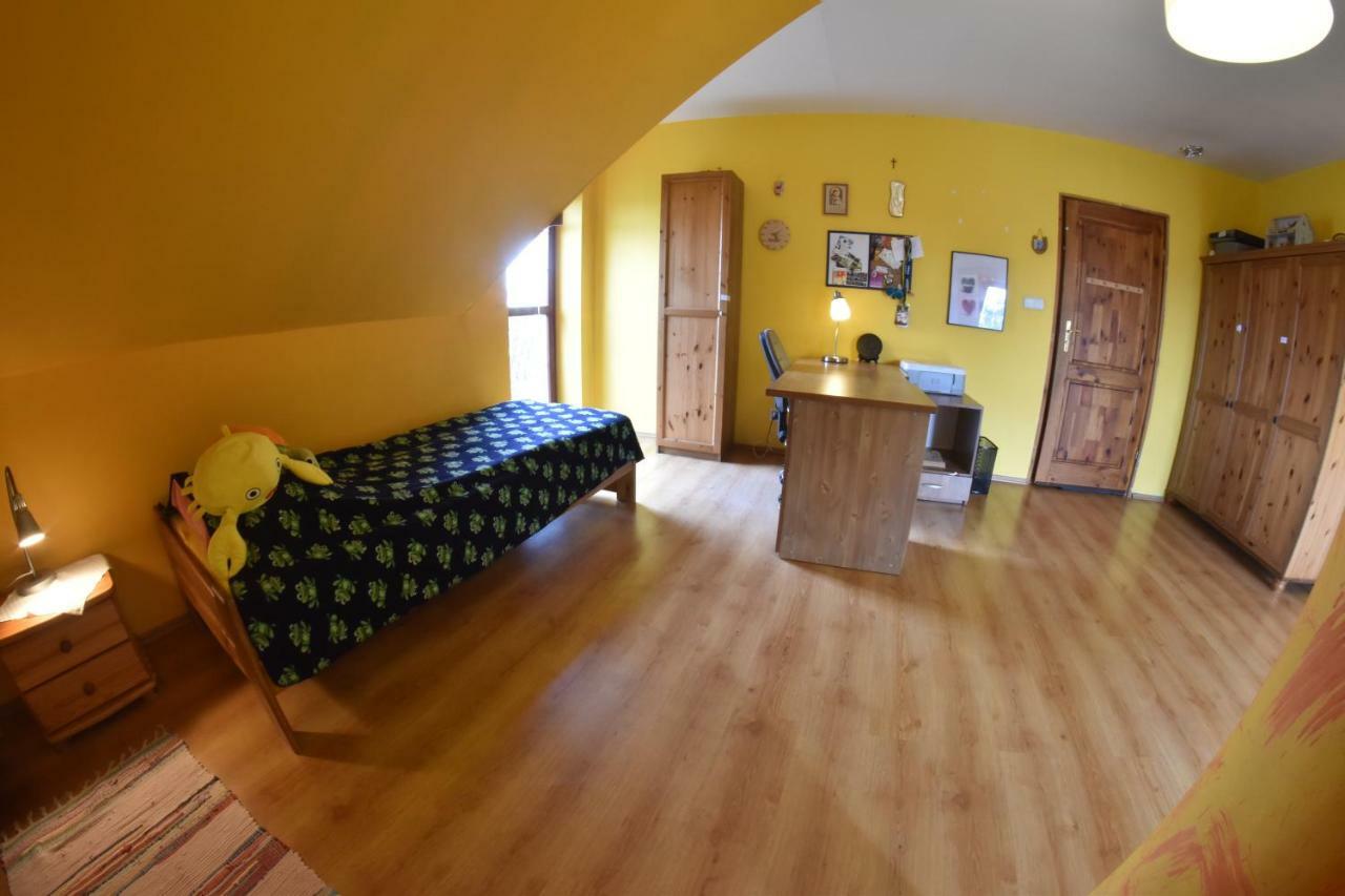 Comfortable House With Garden Manki Kültér fotó