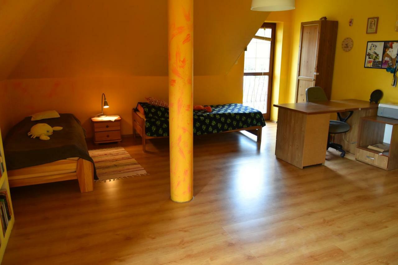 Comfortable House With Garden Manki Kültér fotó